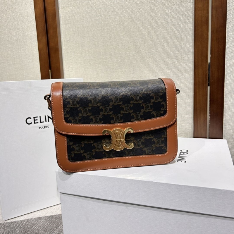 Ce1i*e triomphe bags